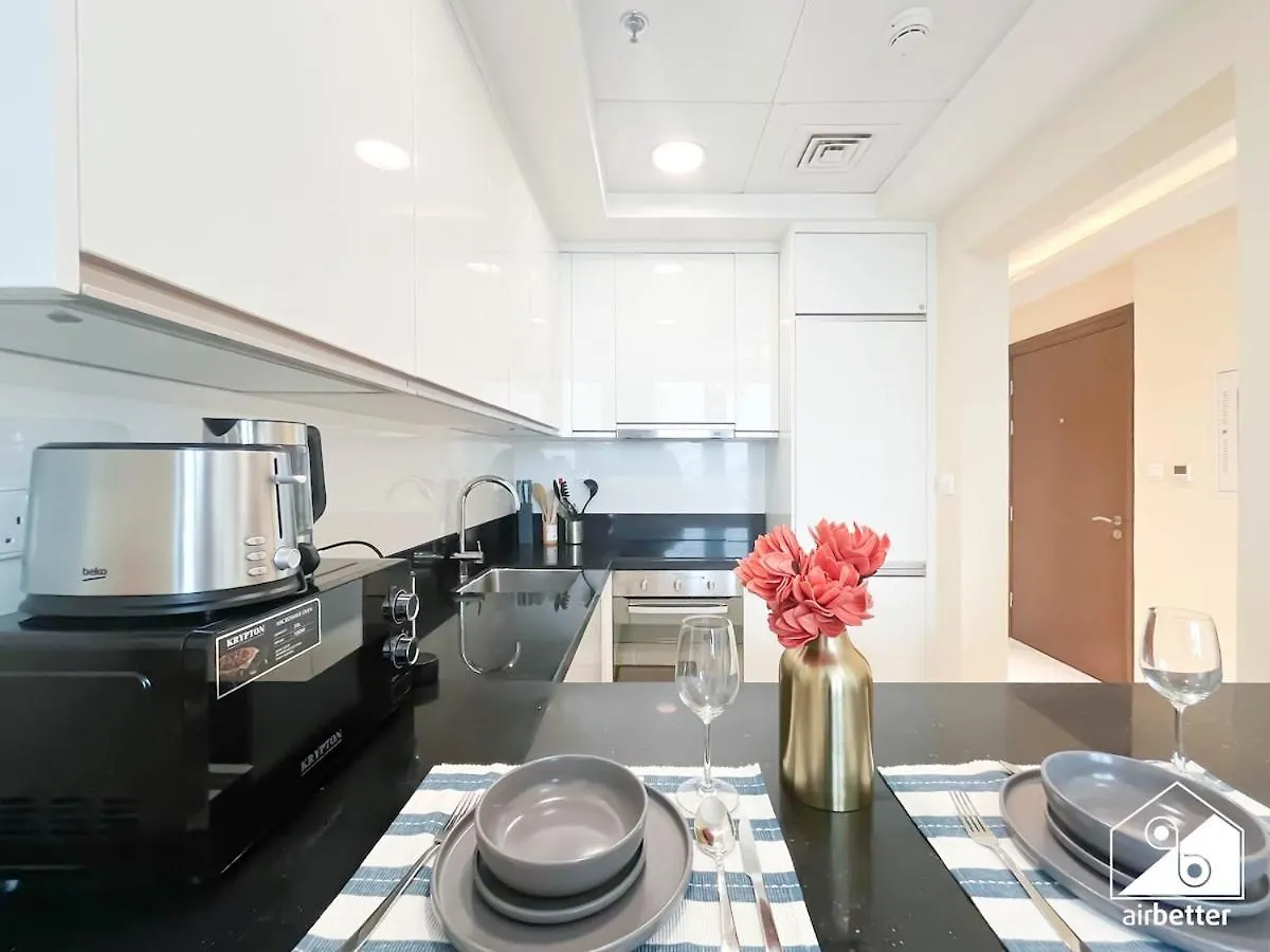Stunning 2-Bedroom Apartment With Canal Views Dubai United Arab Emirates