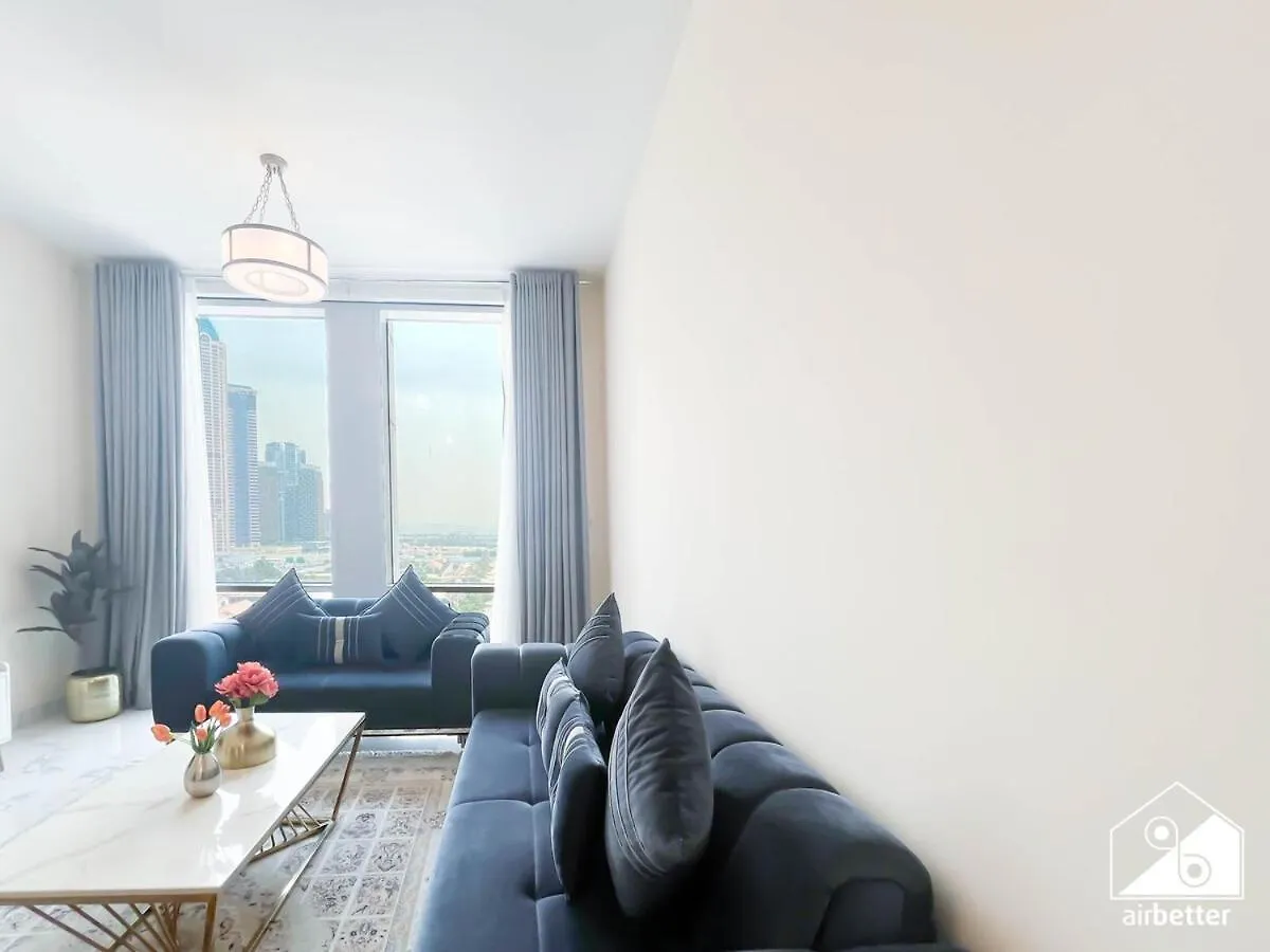 Stunning 2-Bedroom Apartment With Canal Views Dubai