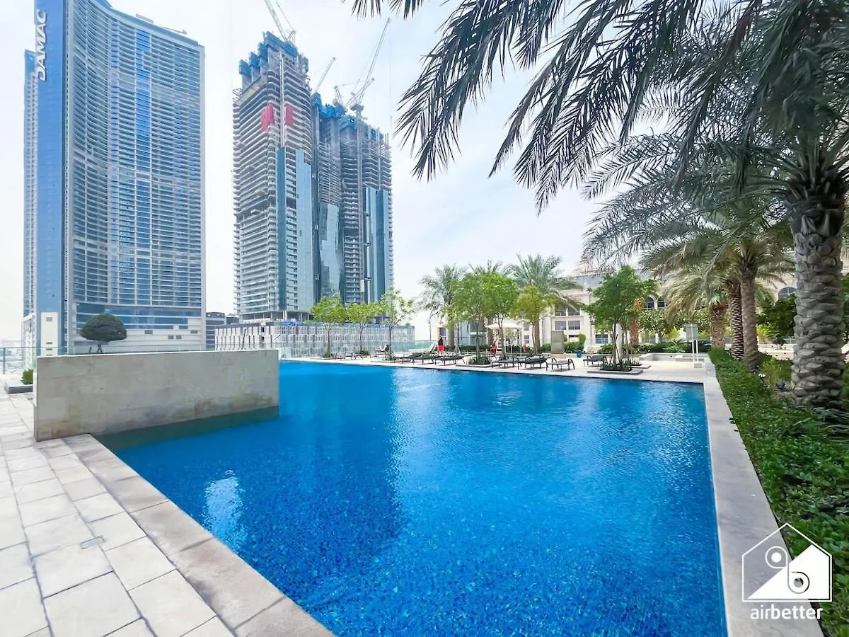 Stunning 2-Bedroom Apartment With Canal Views Dubai