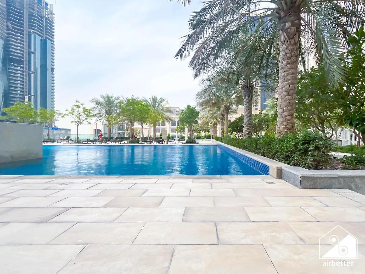 Stunning 2-Bedroom Apartment With Canal Views Dubai