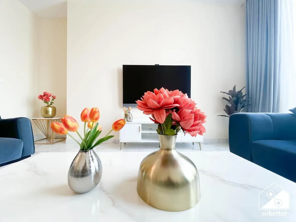 Stunning 2-Bedroom Apartment With Canal Views Ντουμπάι